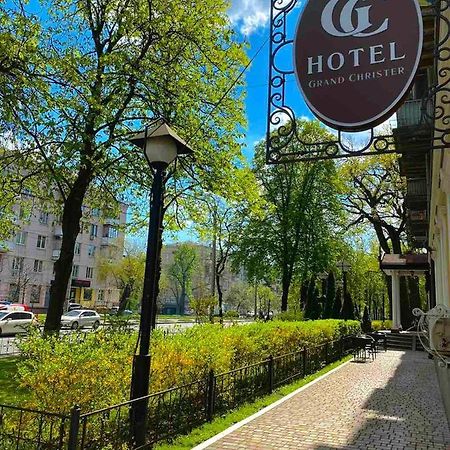 Grand Christer Hotel Киев Екстериор снимка