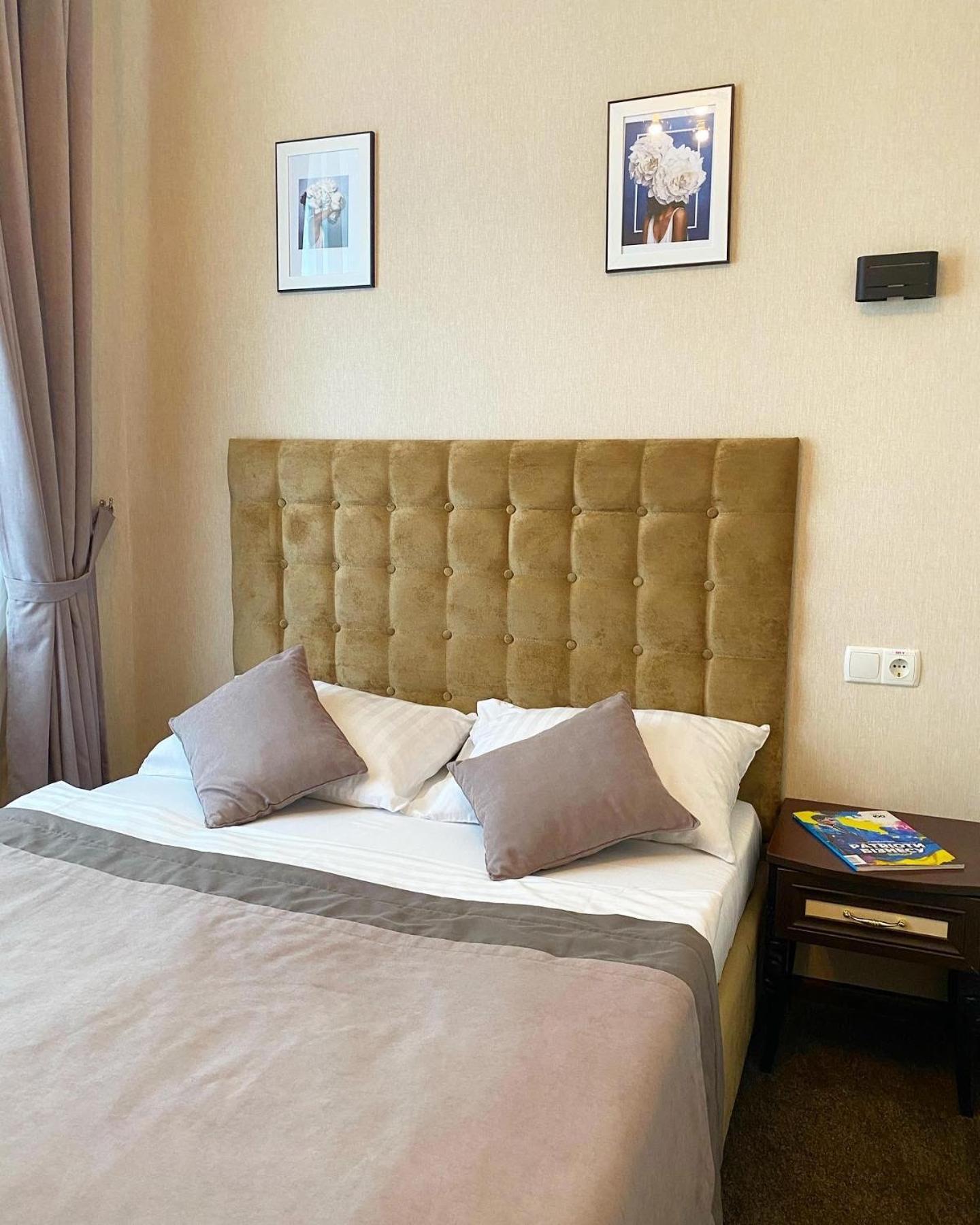 Grand Christer Hotel Киев Екстериор снимка