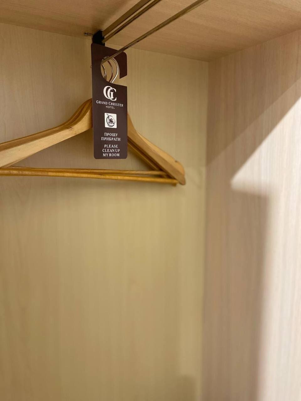 Grand Christer Hotel Киев Екстериор снимка